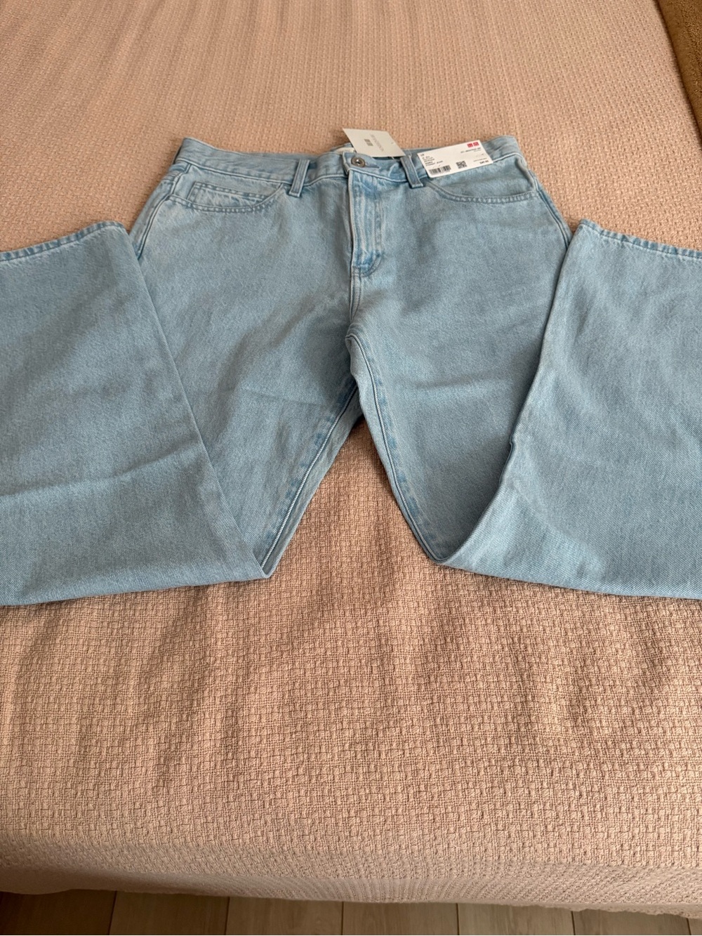 JW ANDERSON Light wash straight Leg Jeans Sz 29 NWT